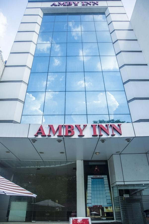 Hotel Amby Inn Nueva Delhi Exterior foto